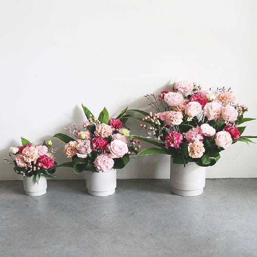 生花 日々を彩る 春のデイリーアレンジ 花びらメッセージ