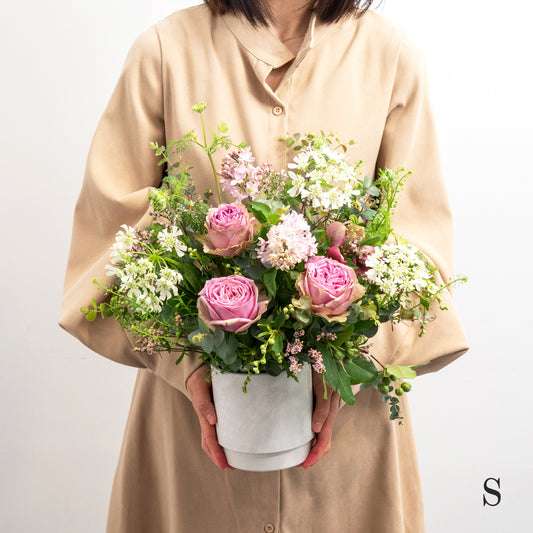 季節のフラワーアレンジメント 花びらメッセージ_S