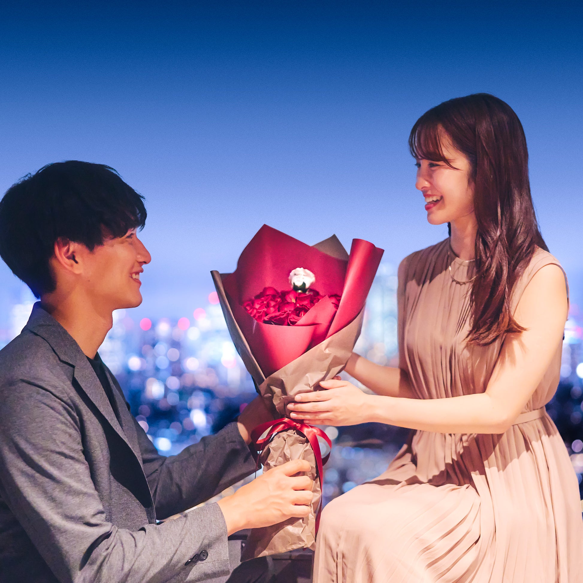 生花バラの花束 プロポーズの定番 花びらメッセージ_12本