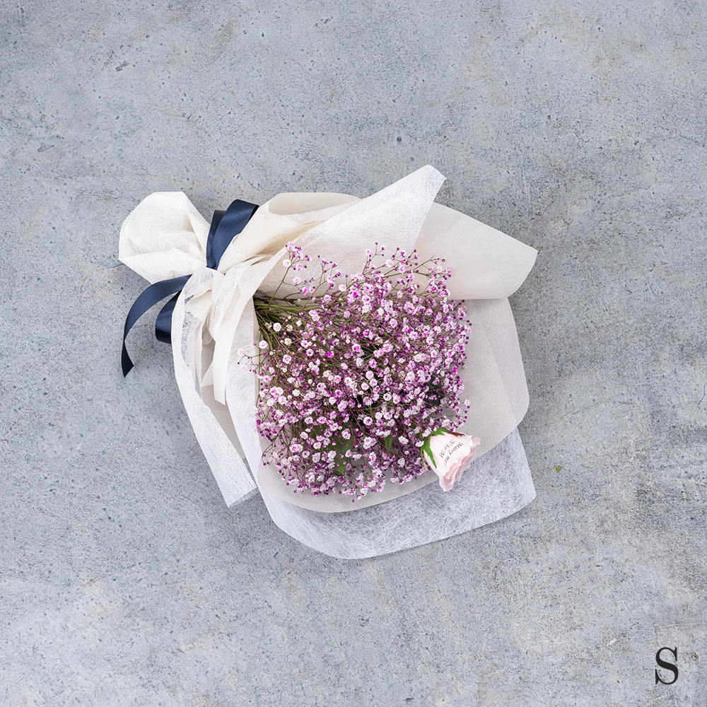 プロポーズ花タイム | プロポーズの花束としてカスミソウは?人気の理由とおすすめ通販案内 プロポーズ花タイム | プロポーズの花束としてカスミソウは?人気の理由とおすすめ通販案内