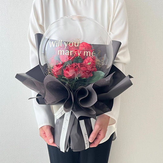 12本のバラ花束　メッセージ入りバルーンアレンジ