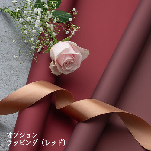 生花かすみ草とピンクのバラの花束 プロポーズの定番 花びらメッセージ