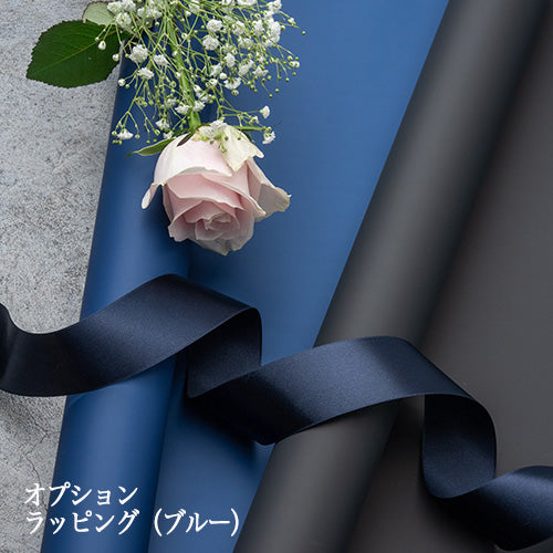 生花かすみ草とピンクのバラの花束 プロポーズの定番 花びらメッセージ